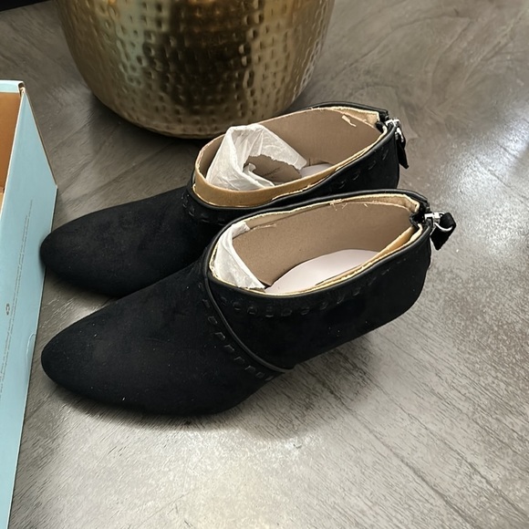 LIFESTRIDE WOMEN GIADA BOOTIE - Picture 6 of 11